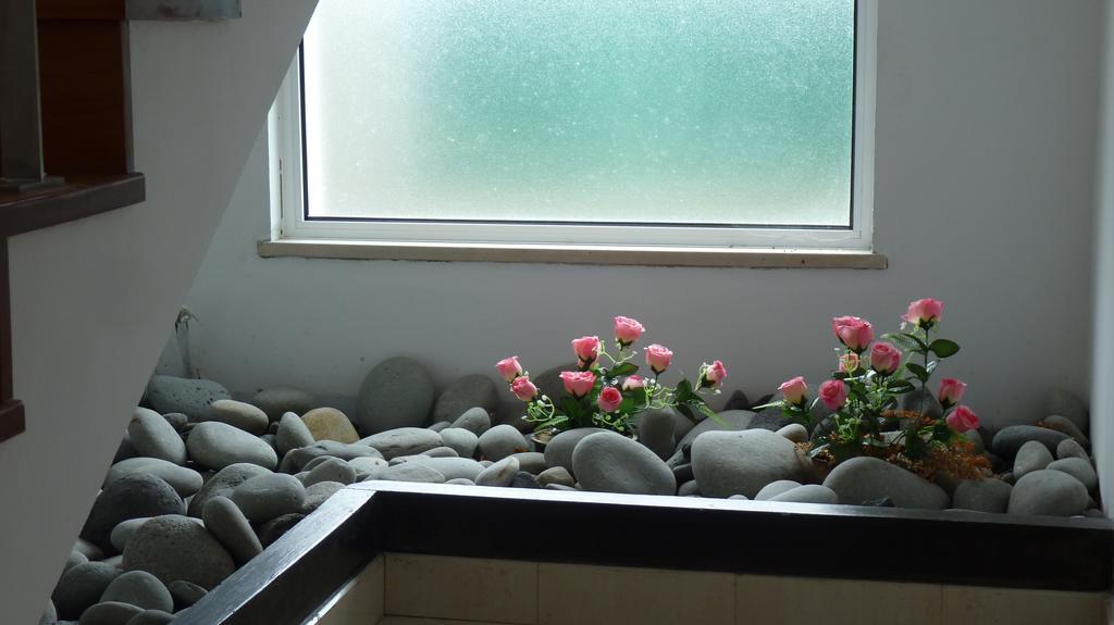Azores Holidays House -B&B - Suites - Self Check-In Keyboard Понта-Делгада Экстерьер фото