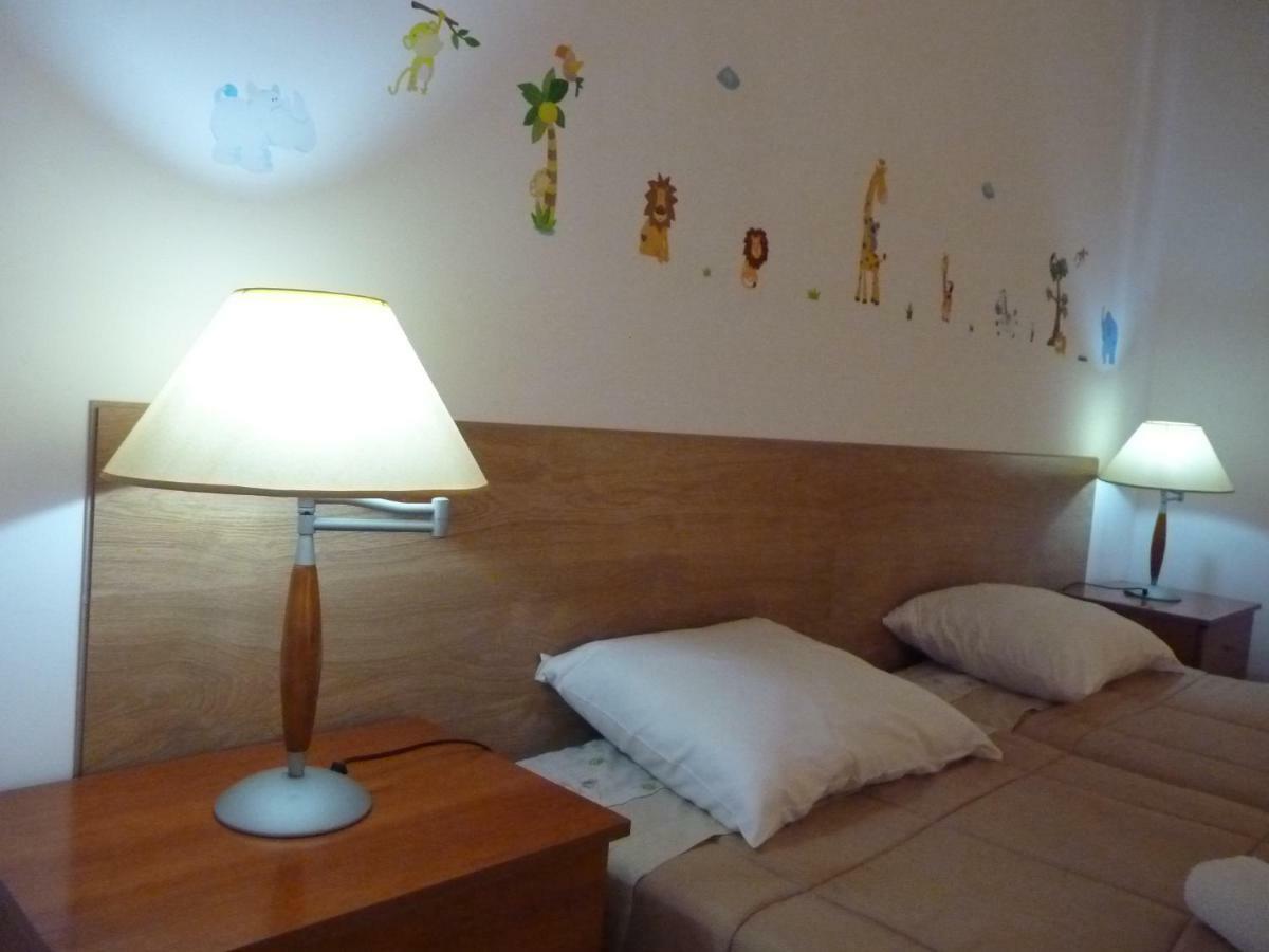 Azores Holidays House -B&B - Suites - Self Check-In Keyboard Понта-Делгада Экстерьер фото